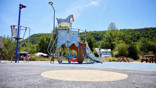 Speeltuin - Villatent - camping la roche d'ully - Ornans, Jura, Frankrijk
