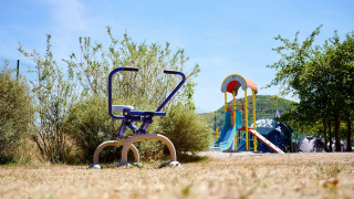 Speeltuin - Villatent - camping la roche d'ully - Ornans, Jura, Frankrijk