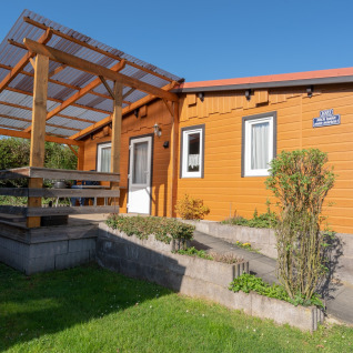 Alloggio glamping o campeggio moderno presso Camping Hetzingen - Stacaravans in Renania Settentrionale-Vestfalia, Germania.