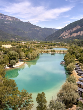 Vista al lago y a la montaña - Villatent - camping le lac bleu - Doussard, Drôme, Francia