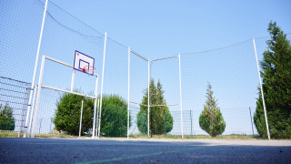 Sports field - Villatent - Camping Les Bois du Bardelet, Poilly-Lez-Gien, Loire region, France