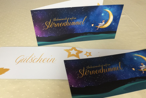 Cadeaubonnen en wenskaarten met sterrenhemelthema van Zur Grünen Kutte - Zigeunerwagen Thüringen glamping.