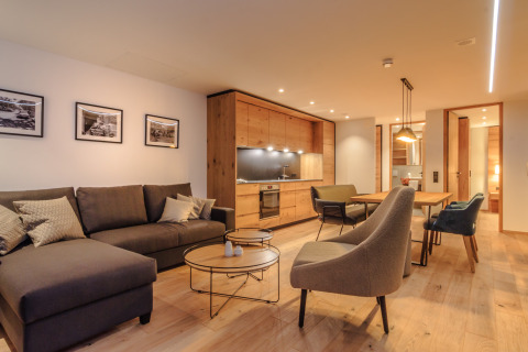 Moderne glamping accommodatie bij Wirthshof Resort - Premium chalet aan de Bodensee met stijlvol interieur.