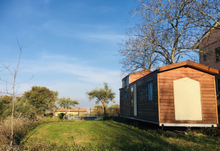 Alojamiento glamping en Agriturismo Camping Le Marche & Villa Ti Amo con cabaña y naturaleza.