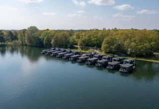 Hausboote auf dem Mookerplas - Marina Mookerplas - Hausbootverleih - Middelaar, Limburg, Die Niederlande