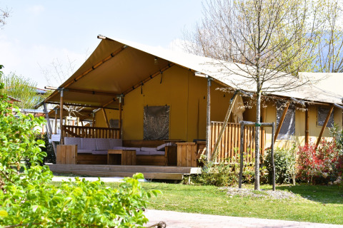 Glamping-indkvartering ved Vacanze col Cuore: Trasimeno Glamping Resort - Safaritenten Umbrië i naturskønne omgivelser.