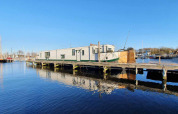 Woonboot, Marina Parcs Naarden, Nederland