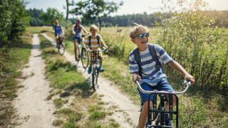 Kids on bikes - Camping Bockenauer Schweiz - Vodatent - Bockenau, Rheinland-Pfalz, Germany