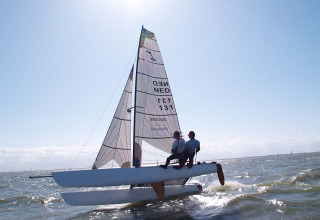 Zeilboot op het water - Marina Parcs Almere - Almere, Flevoland, Nederland