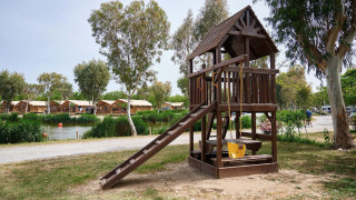 Parque infantil - Camping Nautic Almata - Castelló d'Empuries, Costa Brava, España