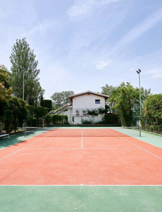 Pista de tenis - Camping Nautic Almata - Castelló d'Empuries, Costa Brava, España