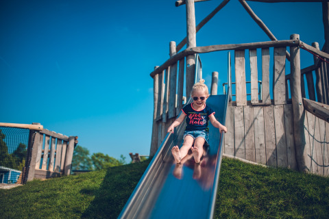 Mädchenrutsche, Spielplatz - Ackersate Villatent - Voorthuizen, Gelderland, Niederlande