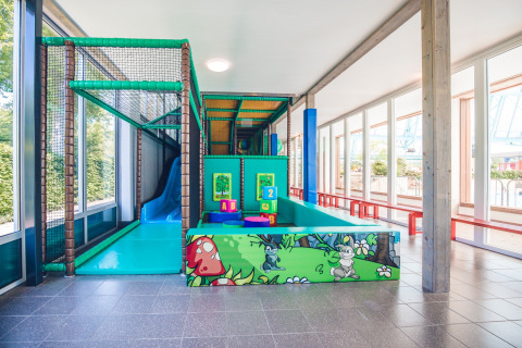 Parque infantil cubierto - Ackersate Villatent - Voorthuizen, Gelderland, Países Bajos