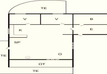 Plantegning af 6-personers feriehus i Roslev, Danmark, med tydeligt markerede rum og terrasser.