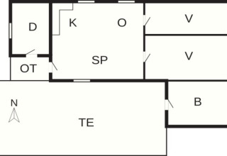 Plantegning af HUS 55762 HYTTE A, med markeringer for værelser, køkken, badeværelse og terrasse.