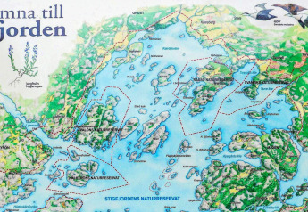 Carte des réserves naturelles et îles près de Nösund, Suède, incluant Valöns et Svanviks.