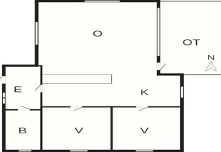 Plantegning af et 4-personers sommerhus i Frändefors, Sverige med værelser, stue og køkken.
