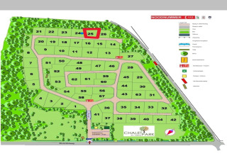 Chalet Park map with lot number 25 highlighted, showing lodges, paths, and park facilities in Belgium.