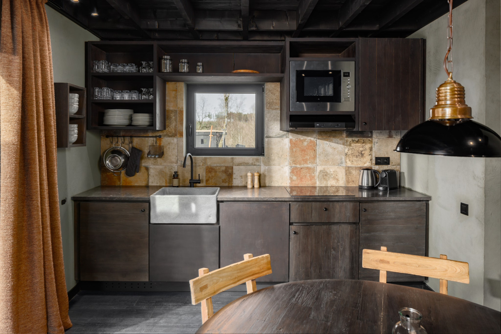 «Hillview Resort Grandvoir 3»