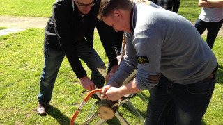 Wood sawing - Vodatent - Camping de Tolbrug - Bergharen - Gelderland - Netherlands.JPG