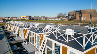 Terrazas en el tejado Casas flotantes - Casas flotantes Lemmer - Lemmer, Frisia, Países Bajos