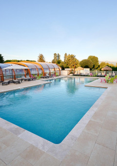 Vista general de la piscina exterior - Camping Le Coin Tranquille - Villatent - Les Abrets, Auvernia-Ródano-Alpes, Francia