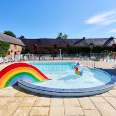 Toddler's pool - Camping Domaine du Logis - Villatent - La Chapelle aux Filtzméens, Brittany, France