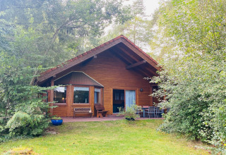 Houten vakantiewoning Holiday home «Svenja Wiefelstede-Lehe» in Duitsland, midden in het groen.