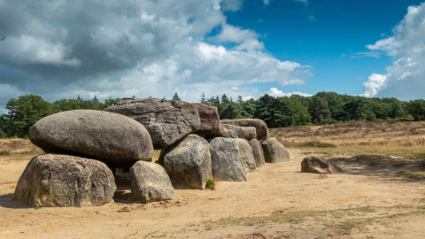 Hunebedden - Vodatent - Vakantiepark Drentse Weelde - Hoogersmilde - Drenthe - Nederland