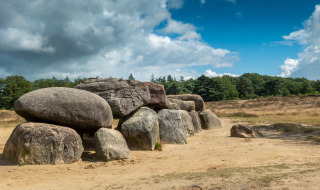 Hunebedden - Vodatent - Vakantiepark Drentse Weelde - Hoogersmilde - Drenthe - Niederlande