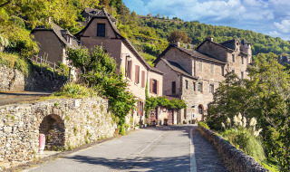 Conques-Vodatent-Camping-Pittoresque-Saint-Parthem_-Midi-Pyrénées_-Francia