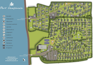 Mappa del Park Campanula vicino alla spiaggia di Sint Maartenszee, Paesi Bassi, con bungalow e servizi.