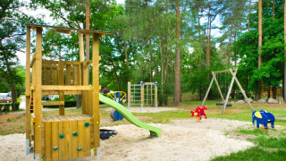 Spielplatz - Voda-Zelt - Camping Aller-Leine-Tal - Essel-Engehausen - Niedersachsen - Deutschland