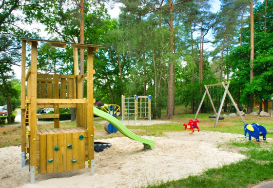 Spielplatz - Voda-Zelt - Camping Aller-Leine-Tal - Essel-Engehausen - Niedersachsen - Deutschland