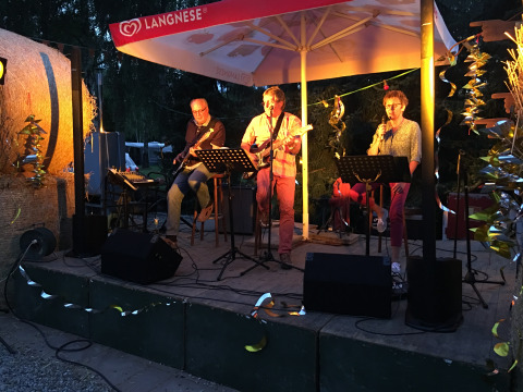 Musikabend - Camping Elbeling - Voda-Zelt - Bleckede, Niedersachsen, Deutschland