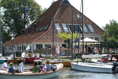Hafen mit Terrasse - Camping Eefting - Vodatent - Rohel, Friesland, Niederlande