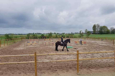 Equitación - Camping Eefting - Vodatent - Rohel, Frisia, Países Bajos