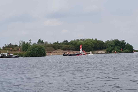 Ab ins Wasser - Camping Eefting - Vodatent - Rohel, Friesland, Niederlande