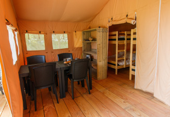 Safari tent inside - Vodatent - Camping GT Keiheuvel - Balen - Antwerp - Belgium(3).jpg
