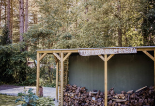 Leña para hoguera - Camping Siësta - Voda-Tent - Wechelderzande, Amberes, Bélgica