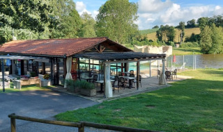Hospitalidad - Camping L_ Etruyere - Vodatent - La Tardière, Pays de la Loire, Francia