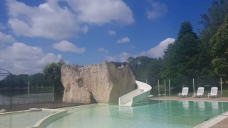 Schwimmbad mit Rutsche - Camping L_ Etruyere - Vodatent - La Tardière, Pays de la Loire, Frankreich
