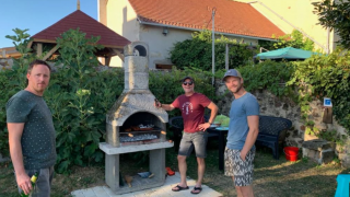 Barbacoa - Minicamping Sous les Cloches - Vodatent - Terjat, Auvernia-Ródano-Alpes, Francia