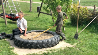 Zonas de juego para niños - Granja-camping Swarthoeve - Vodatent - Wormer, Holanda Septentrional, Países Bajos
