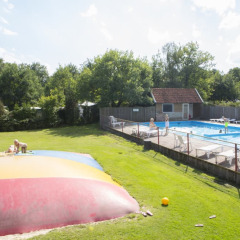 Trampolino e piscina - Camping de Haer - Vodatent - Agelo, Overijssel, Paesi Bassi