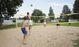 Voley playa - Recreatiepark Riverside - Vodatent - Appeltern, Gelderland, Países Bajos
