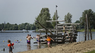 Lago para nadar - Parque Recreativo Riverside - Vodatent - Appeltern, Güeldres, Países Bajos