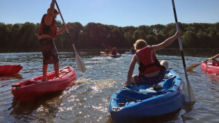 Deportes acuáticos - Parque Recreativo Riverside - Vodatent - Appeltern, Güeldres, Países Bajos