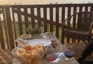 Drinks with a view - Riverside Recreation Park - Vodatent - Appeltern, Gelderland, Netherlands