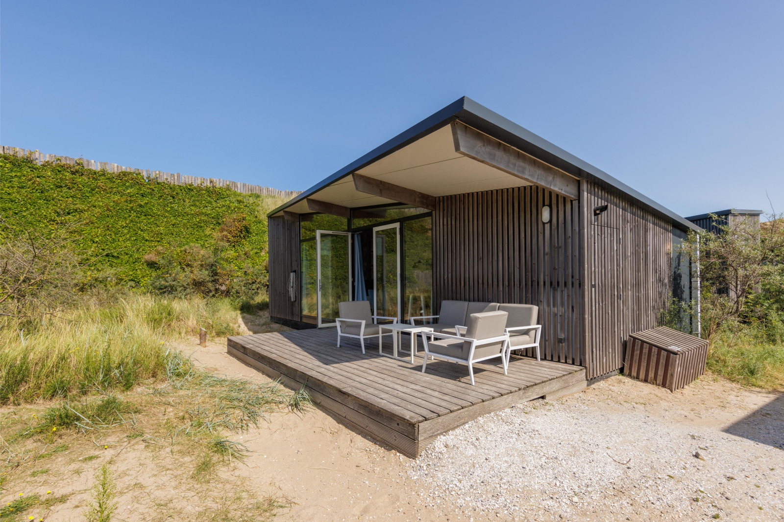 Sea House Family